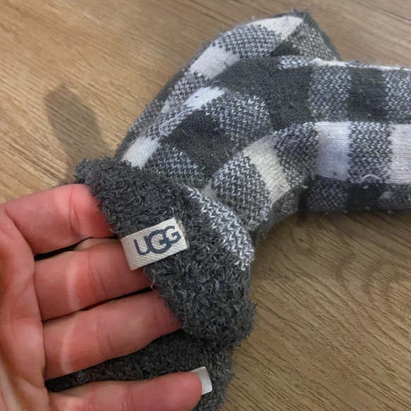 UGG Other - UGG Men's Grey and White Plaid Socks